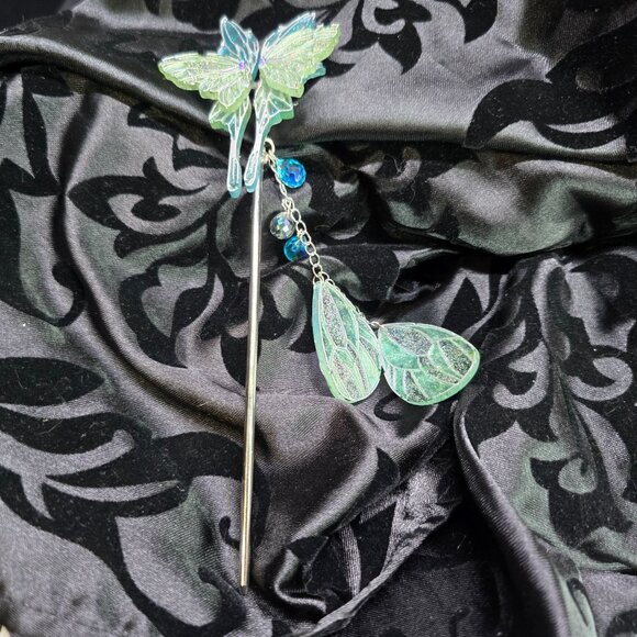 Handmade Delicate Elven Moonlit Butterfly Hair Stick w/ Wings and Crystals Gift - Picture 4 of 9
